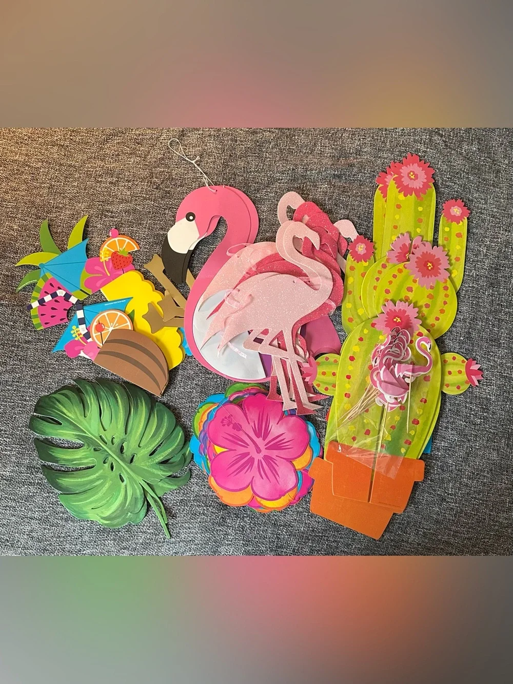 Decorations for a Pink Flamingo Birthday • summer decorations